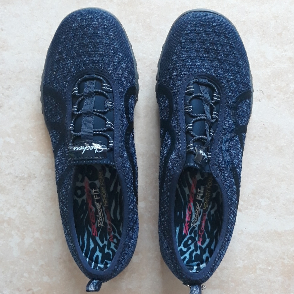 *Host Pick*Skechers Fortune knit shoes - Picture 8 of 8